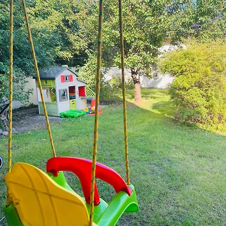 Dom Z Ogrodem W Zaciszu W-wy Varsóvia